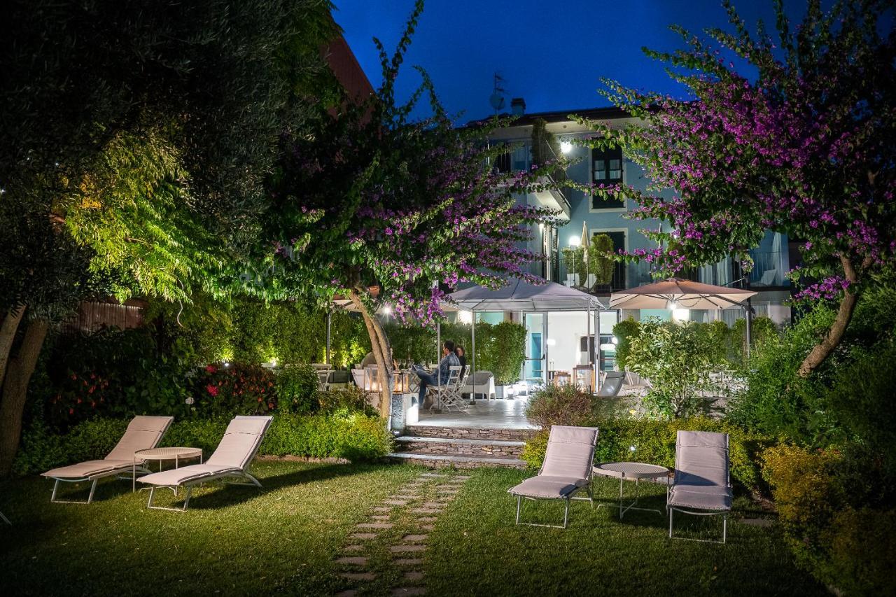 Blu Hotel Lavagna Dış mekan fotoğraf