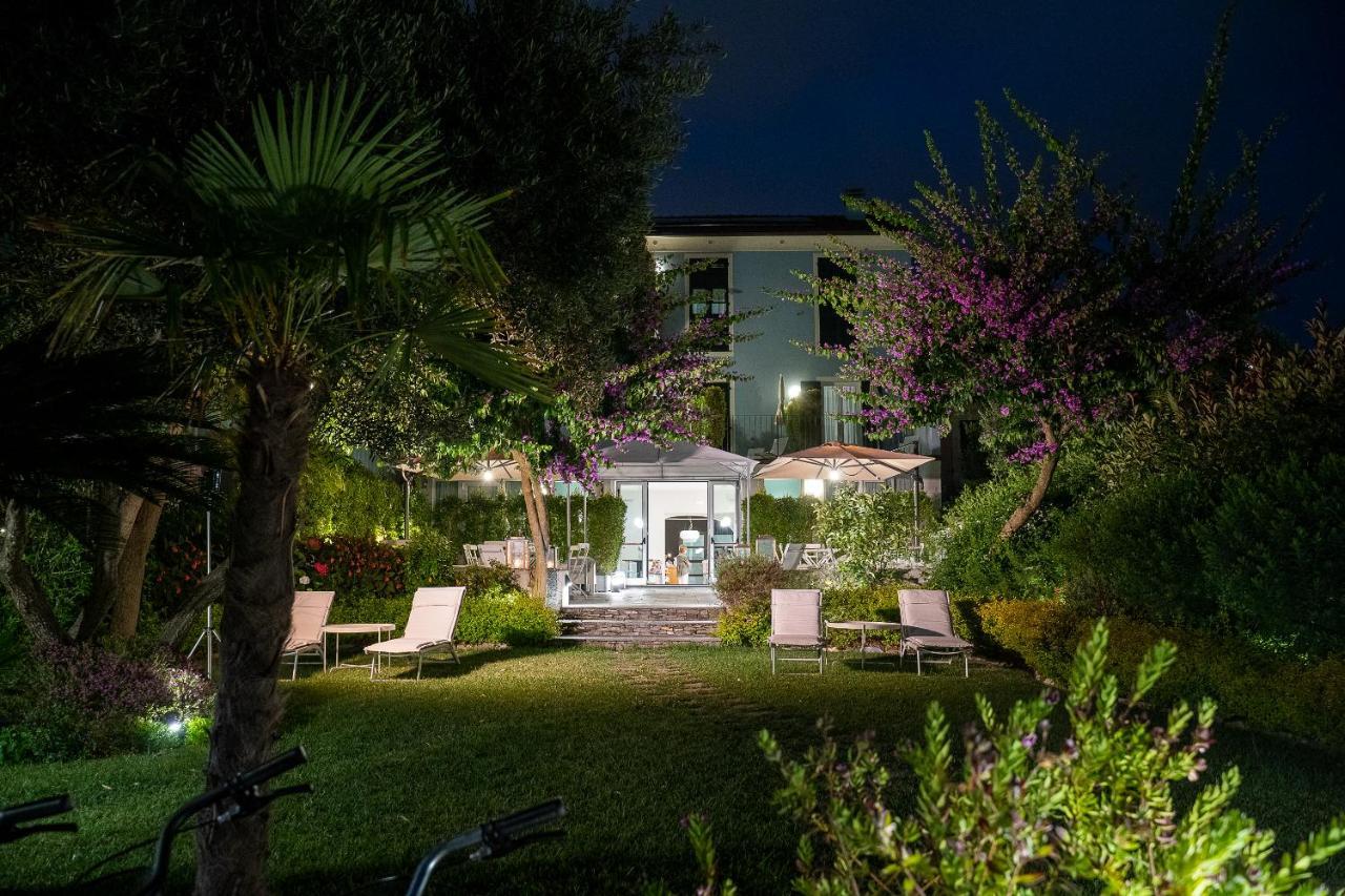Blu Hotel Lavagna Dış mekan fotoğraf