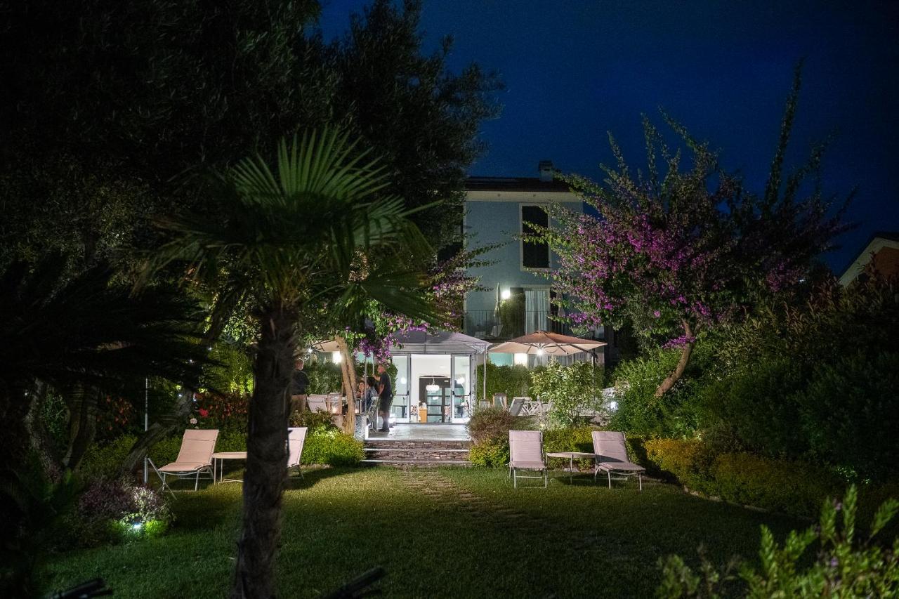 Blu Hotel Lavagna Dış mekan fotoğraf