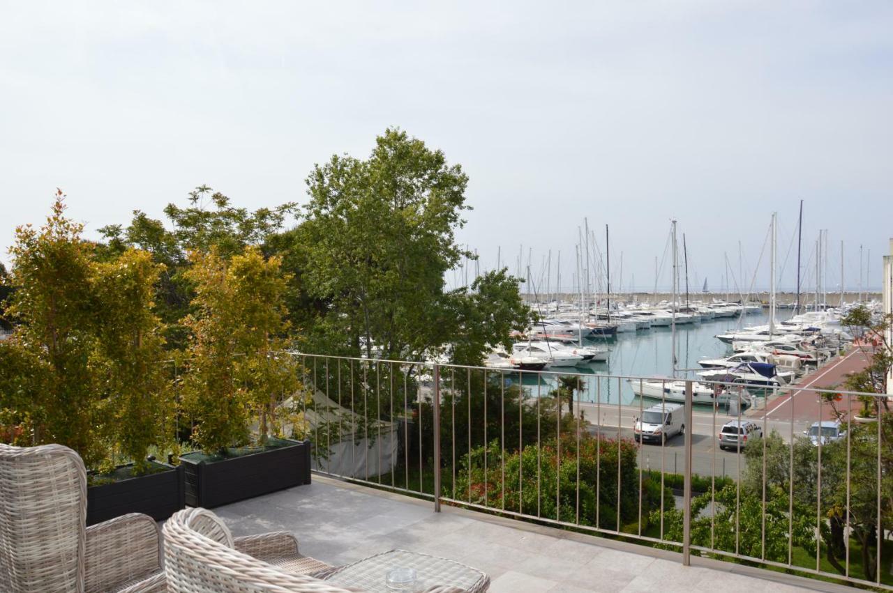 Blu Hotel Lavagna Dış mekan fotoğraf